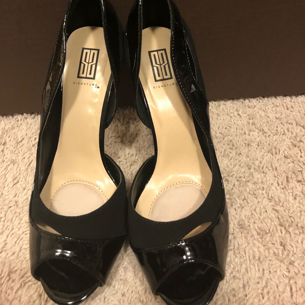 Black heels